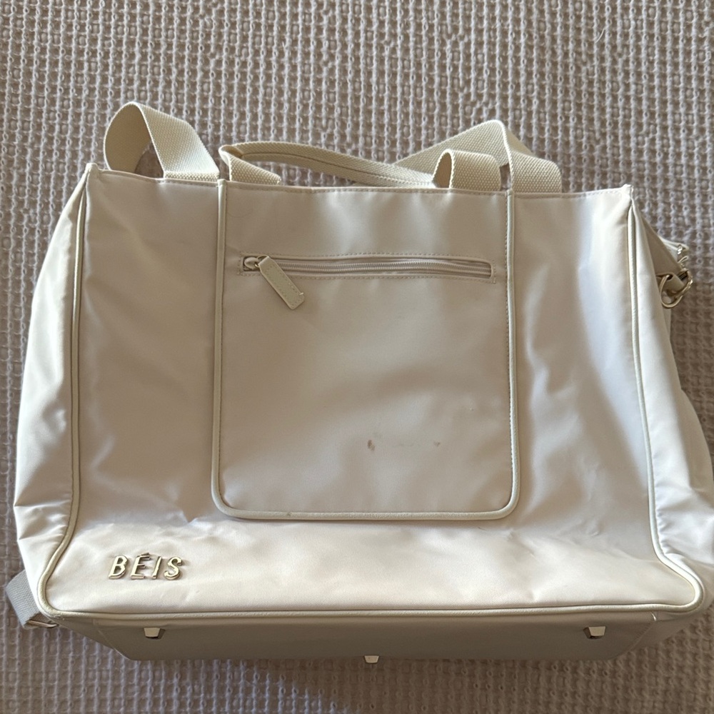 BEIS east to west tote